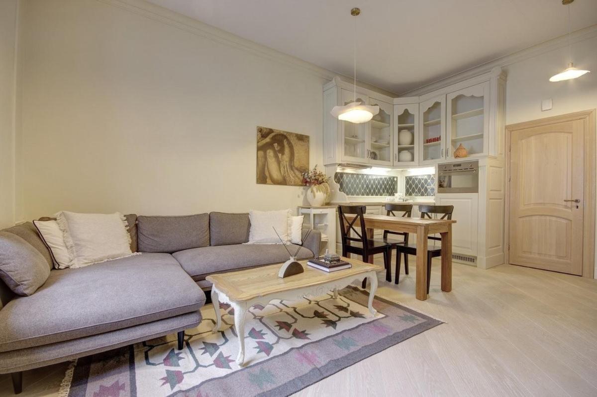 וילנה Town Hall Square Apartments מראה חיצוני תמונה