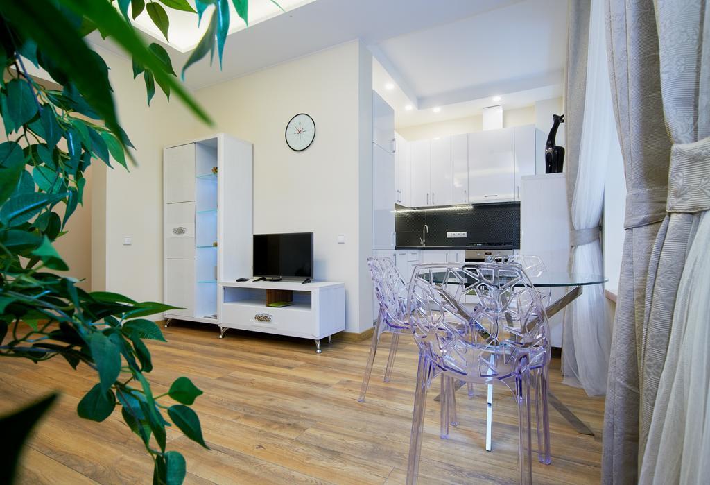 וילנה Town Hall Square Apartments מראה חיצוני תמונה
